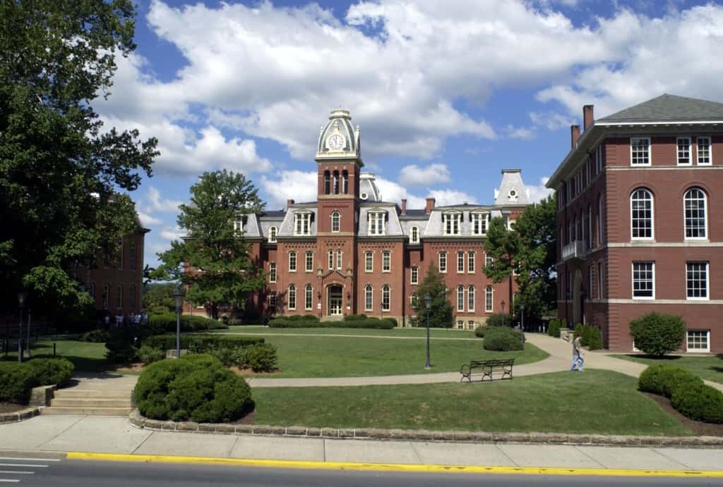 Best_Affordable_Online_MSW_West_Virginia_University